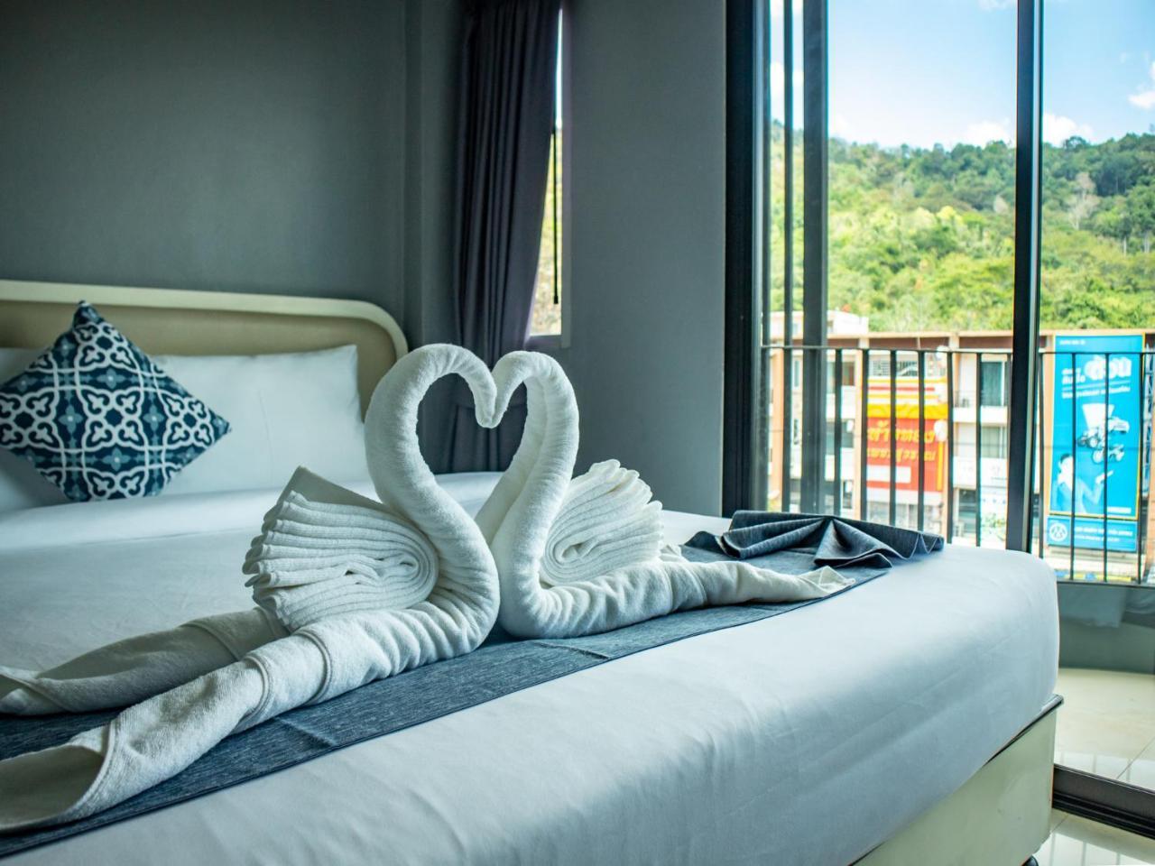 The Moon Night Ao Nang Hotel Krabi town Buitenkant foto