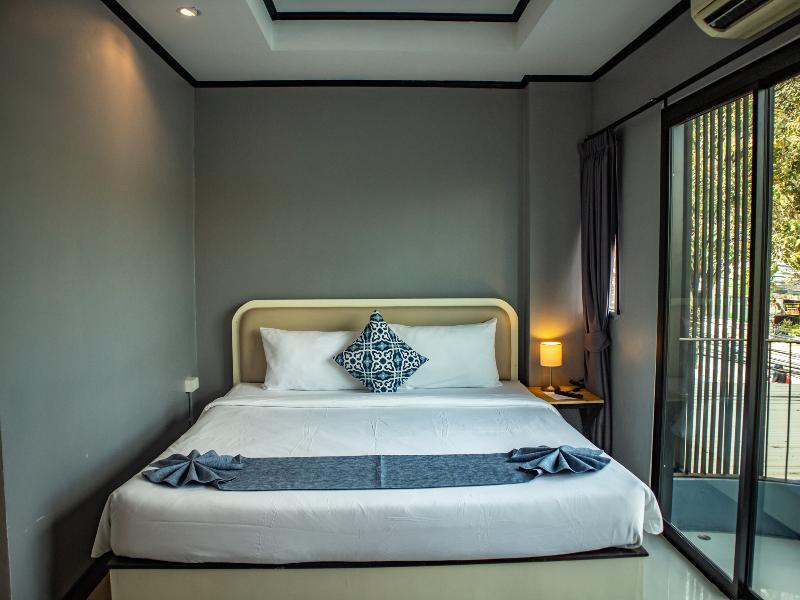 The Moon Night Ao Nang Hotel Krabi town Buitenkant foto